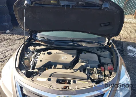 2013 Nissan Altima 2.5 S z USA, uszkodzony, nr VIN 1N4AL3AP6DC293745